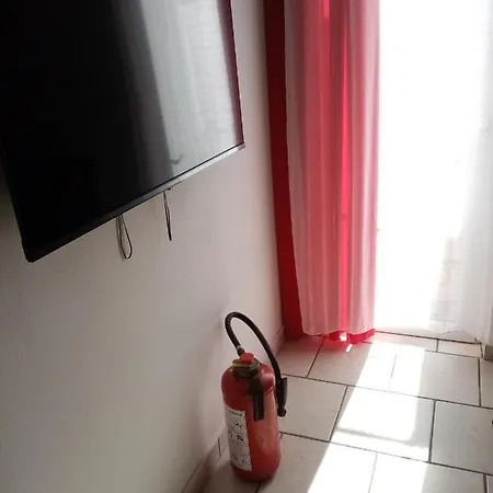 Apartman Pedinka Apartamento *
