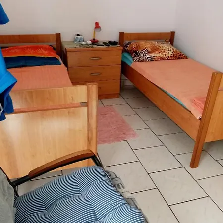 Apartment Apartman Pedinka *